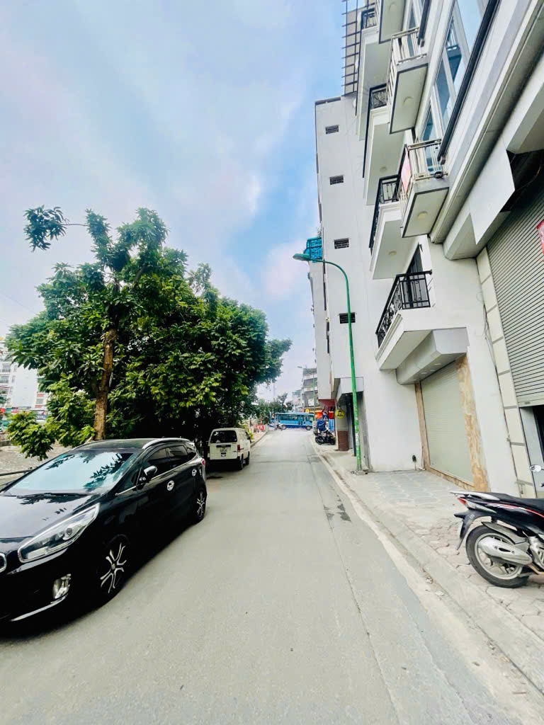 Bán nhà mặt phố tại Trương Định, Hoàng Mai, Hà Nội, 9 tỷ, 36m2 ô tô đỗ cửa - hàng hiếm giá mềm